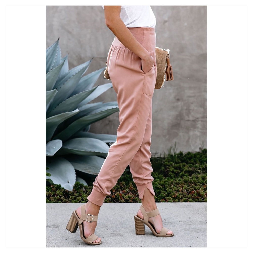 IN STOCK 🆕 ruched joggers - Picture 3 of 5